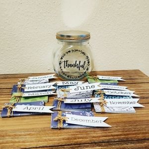 Gratitude Jar: 365 Good things that happened to you. Thankfulness. Thankful jar